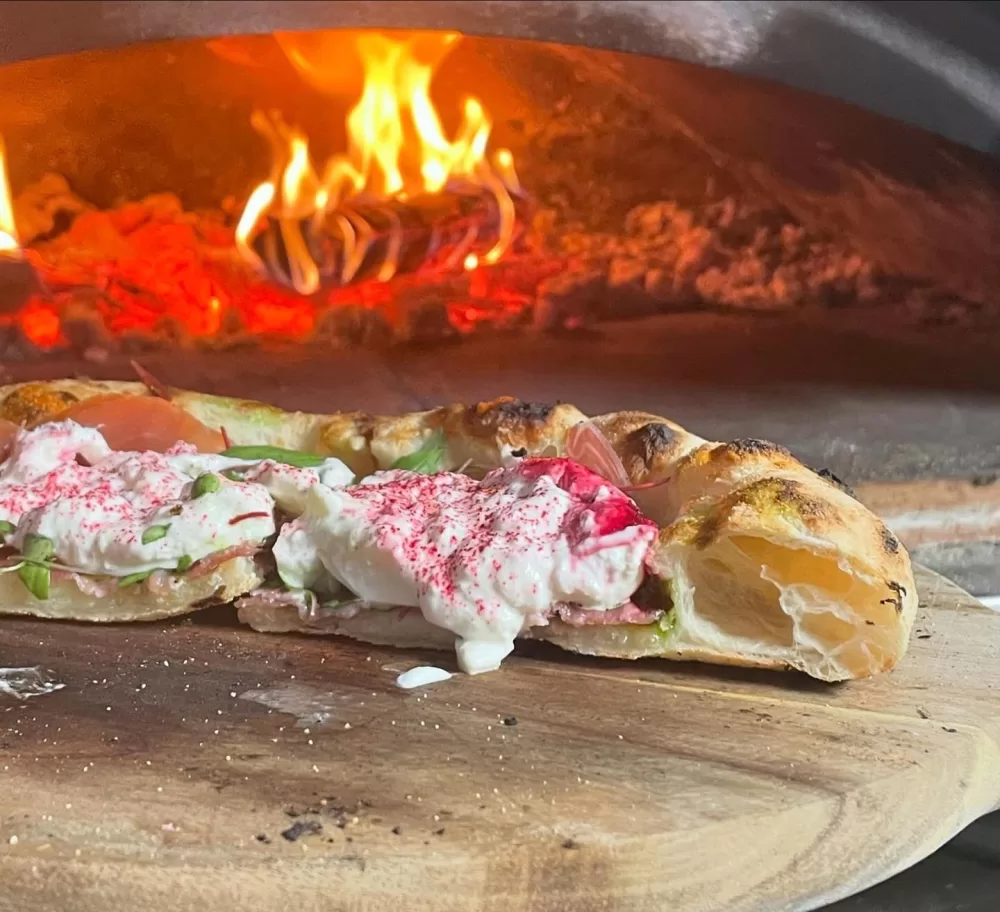 Artisan pizzeria Image